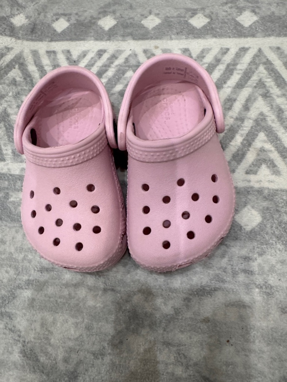 Crocs Toddler Size C5  Pink clog